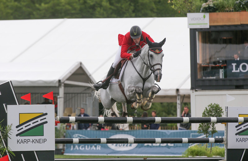 BACARDI LES HAUTS (Rexar du Houssoit/Cavalier – naisseur: P. Himpe à B-9600 Ronse) et Dominique Hendrickx (photo (c) D. Roest)