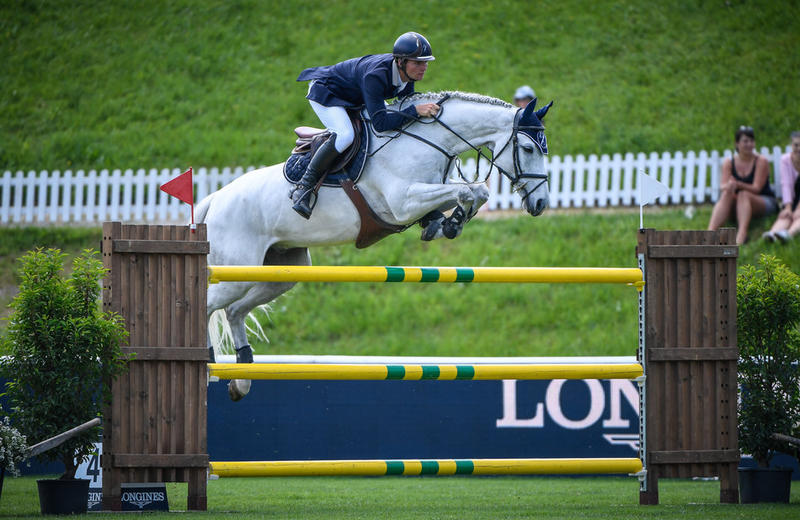 CLOUZOT DE LASSUS (Ugano Sitte/Ténor Manciais – naisseur: E. Payelle à B-7602 Bury) et Bryan Balsiger (SUI), champions d'Europe YR