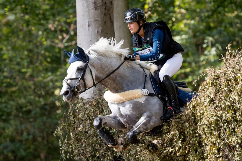 Julia Schmitz (BEL) et FIGARO DES CONCESSIONS ((Mighty Magic x Daguet de Terlong X) (copyright : Hippo Foto)